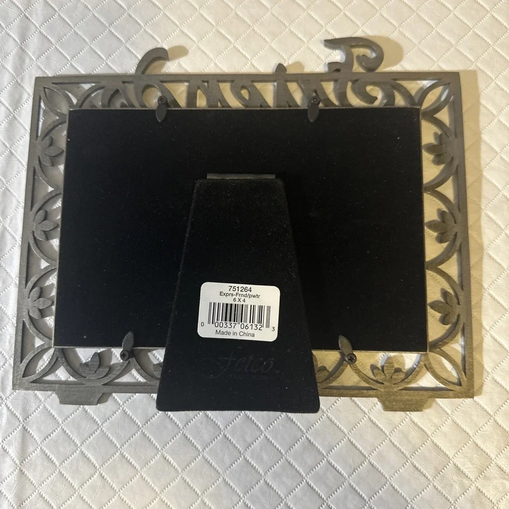 Fetco Metal Photo Frame ,  Friends,  6x4 , New In‎ Box